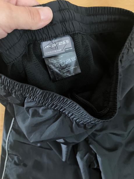 Šuštiakové nohavice, 140