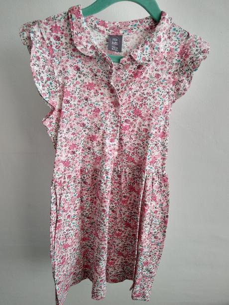 Kvietkovane šaty, pepco,122