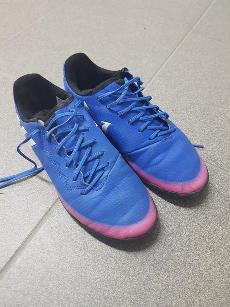 Halovky, adidas,35