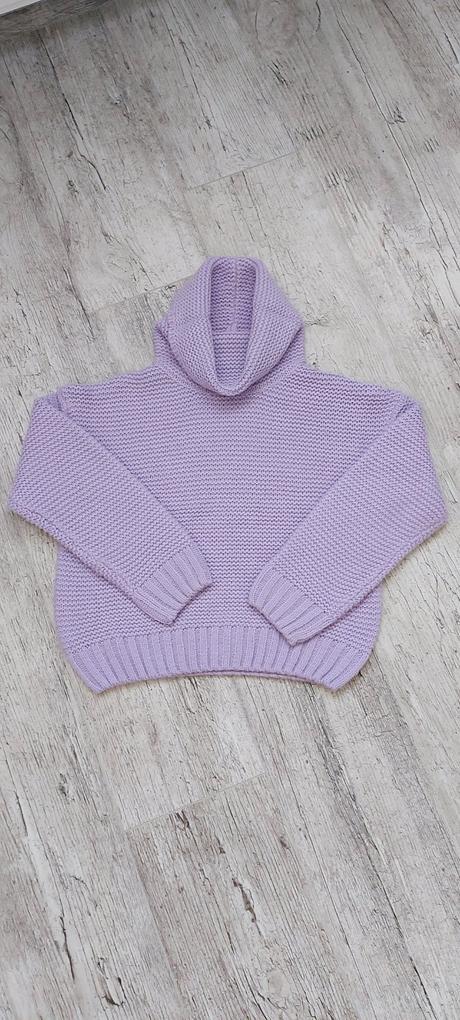 Sveter, reserved,140