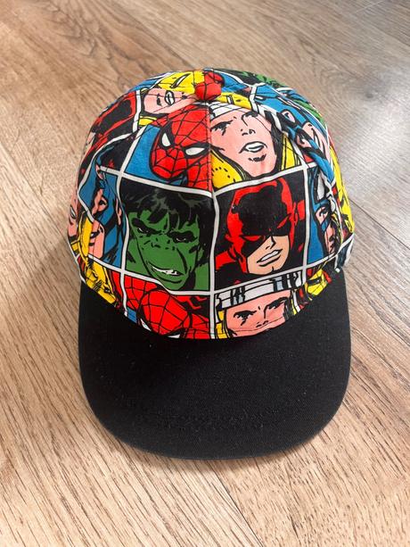 Šiltovka marvel, reserved,134