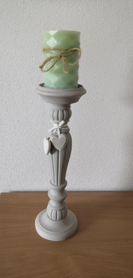 Svietnik na sviečku,