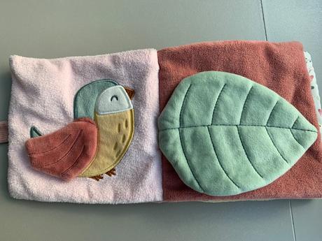 Little dutch knižka plyšová veľká kvety a motýle, 