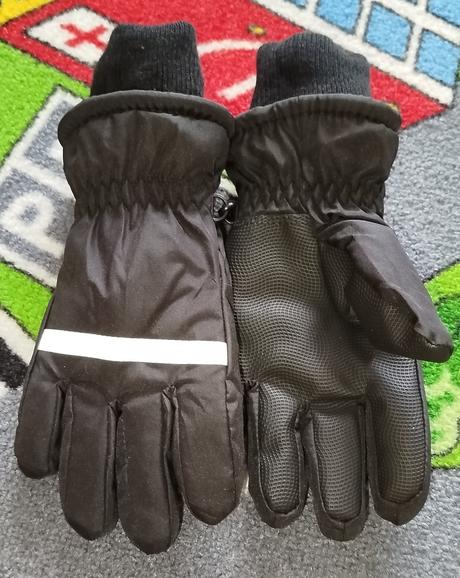 Chlapec 146, 140–152