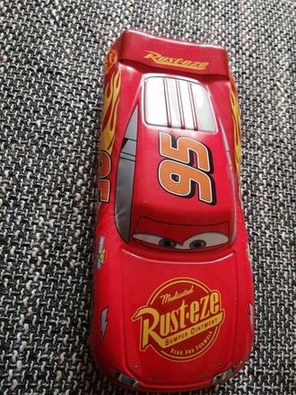 Mam na predaj kovový peracnik,