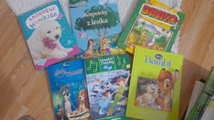 Disney kniha dinosaurus,