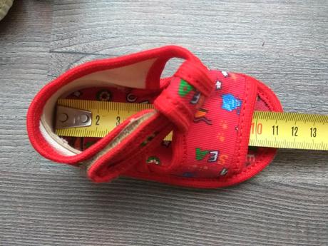 Papuče veľkosť 19, rak,19