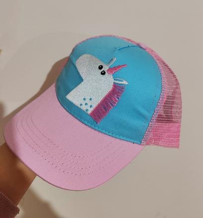 Šiltovka jednorožec, sinsay,134