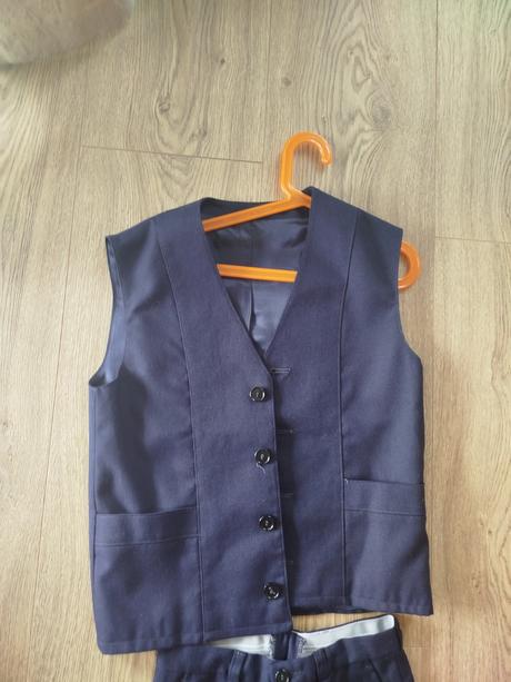 Oblek pre chlapca, 146