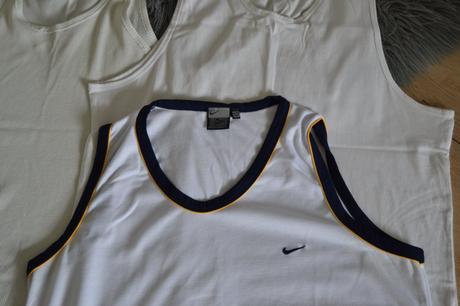 Biele tielko nike, veľkosť xxl+2 obyčajné, nike,xxl
