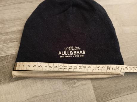 Prechodná čiapka, pull&bear,48
