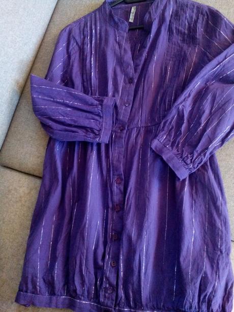 Fialová košeľa, e-vie,l