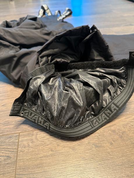 Otepľovačky iguana, 176