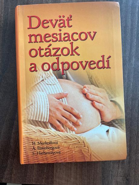 Kniha deväť mesiacov otázok a odpovedí, 