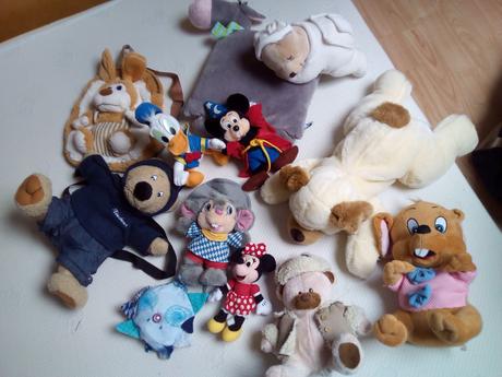 Mix plyšových hračiek a ruksačikov, 