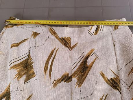 Sukňa podšitá 46- 48, 48