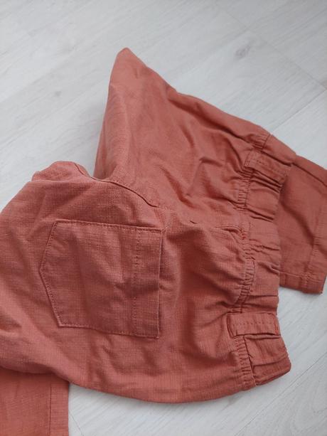 Nohavice č.92, reserved,92