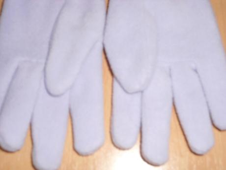 Bledo-fialove rukavice, 128