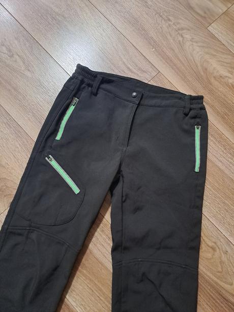 Teplejšie softshellové nohavice, 158