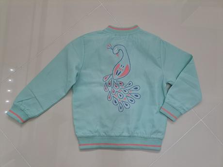 Bombera s aplikáciou na chrbáte, lupilu,116