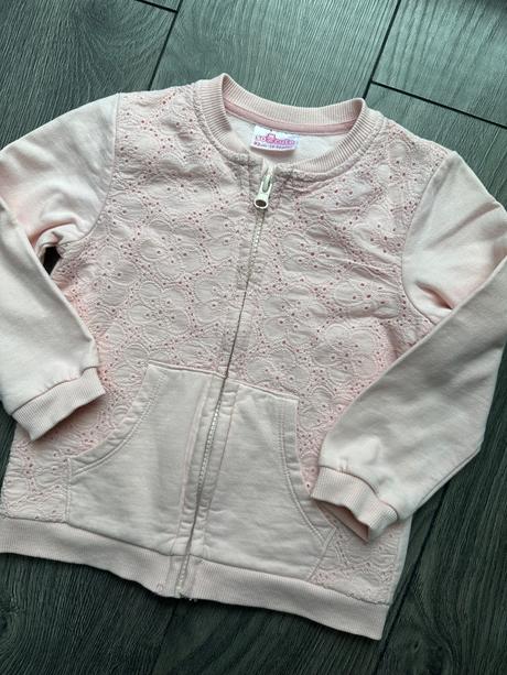 Pekna mikinka top stav, 92