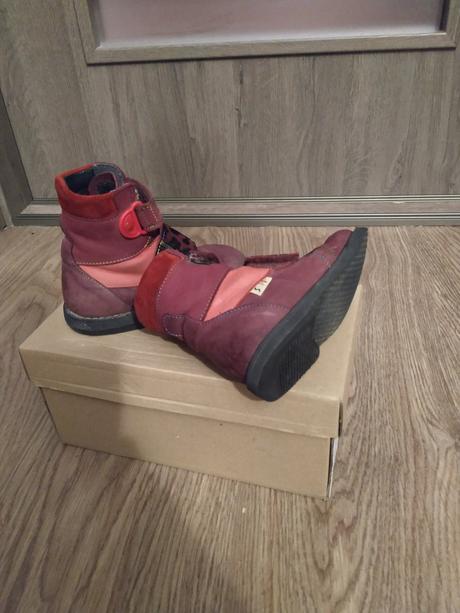 Ortopedické čižmy, 22