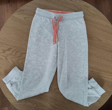 Tepláky, lupilu,110