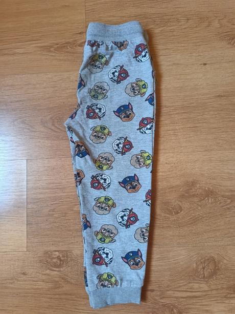 Chlapčenské tepláky, sinsay,116