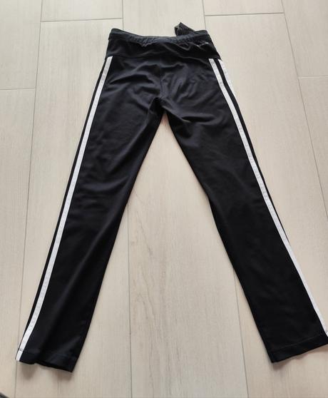 Predam dievcenske teplaky adidas, adidas,128