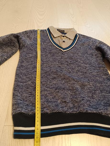 Sveter s golierom, 134