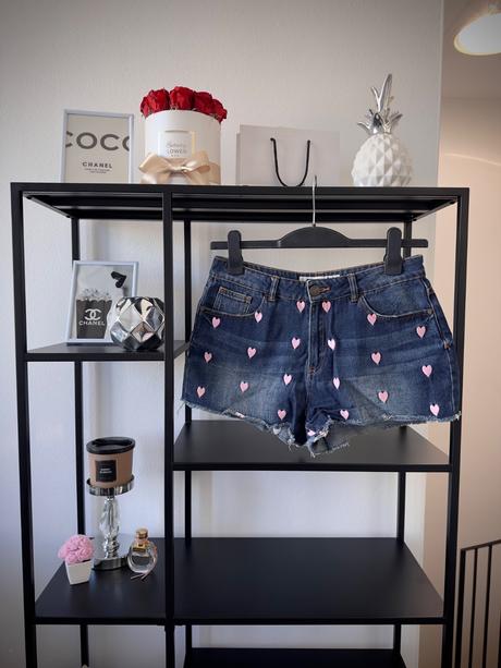 Denim šortky so srdiečkami, amisu,m