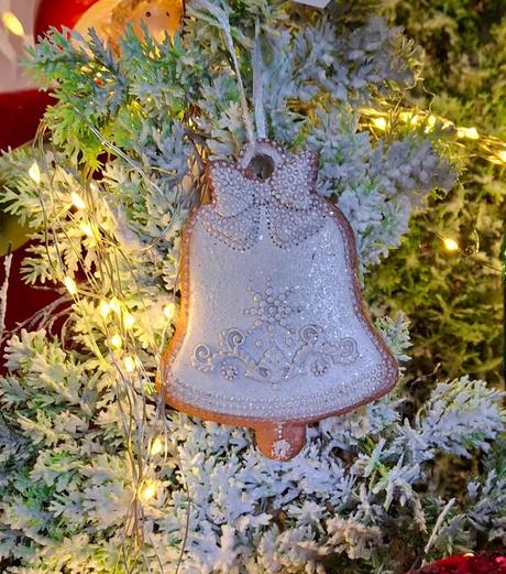 Medovník zvonček - perník s bielou polevou 1 ks, 