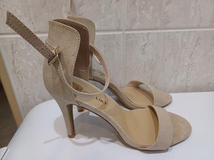 Béžové sandálky, 39