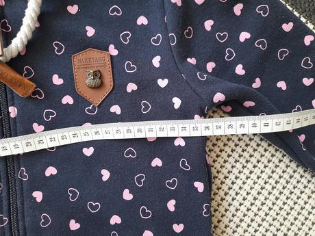 Mikina naketano, 116