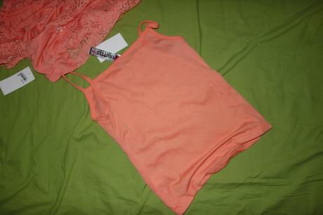 Nove tricko s tielom a retiazkou beautees, 158