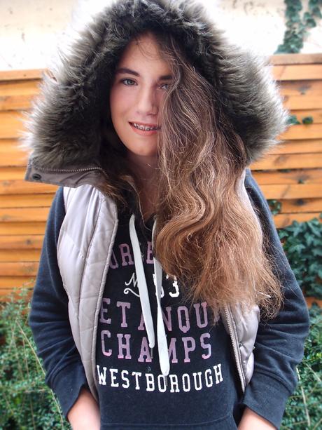 Futrovaná vesta, c&a,158