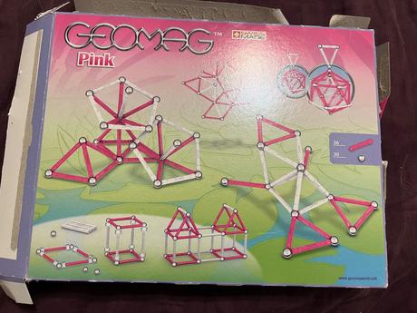 Geomag pink,