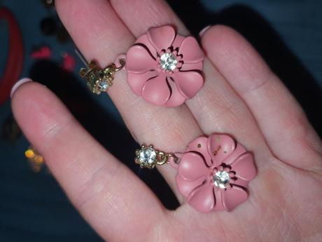 Rôzne nausnice 0.5 cent pár pozri ponuku cca 20 ks,