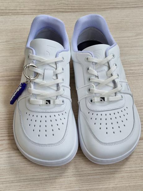 Arise - all white 39 x360, be lenka,39