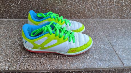 Botasky halovky, adidas,34