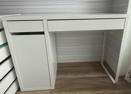Detsky písací stôl ikea + stolicka, 