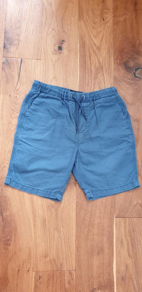 Kratasy, aeropostale,128