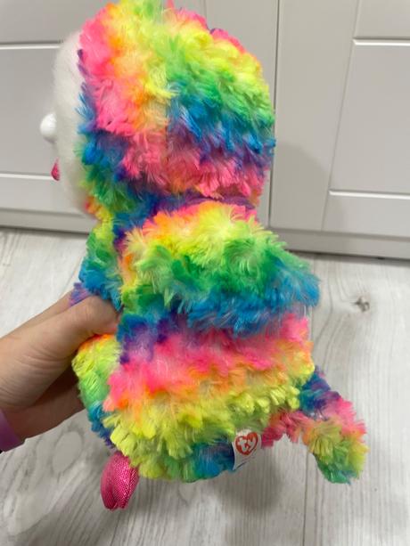 Sovy so sklenými očami,