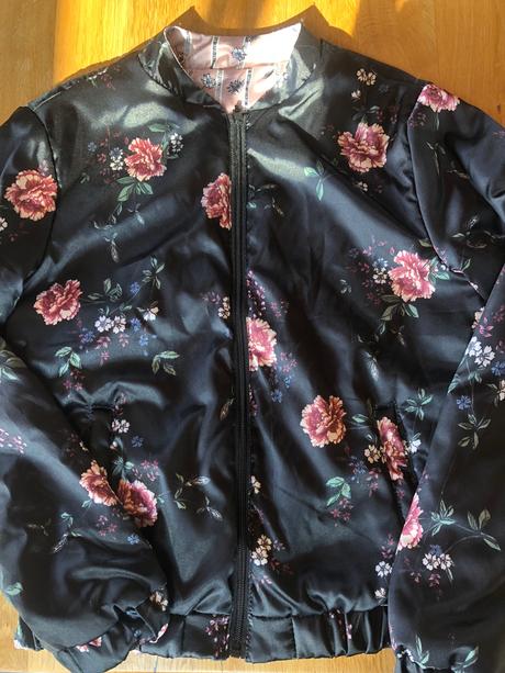 Dámska obojstranná bomberka, 36