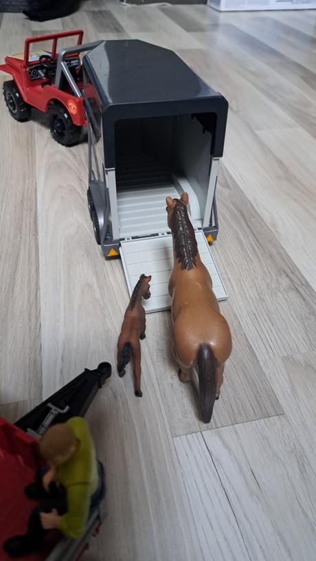Jeep a vlek bruder,