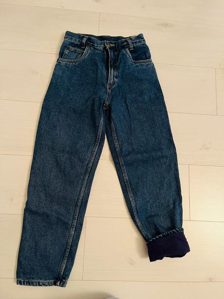 Zateplené trendy rifle, 146