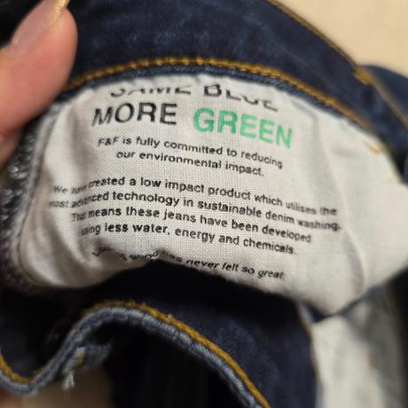 Tmavomodre rifle, f&f,xs