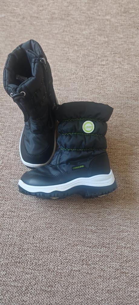 Snehule, deichmann,27