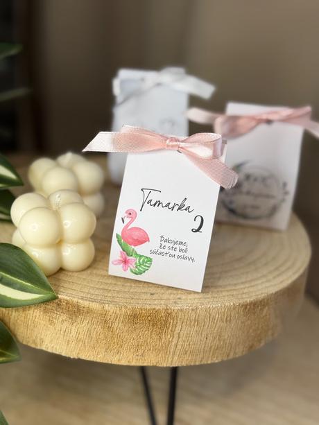 Sviečky pre hostí,