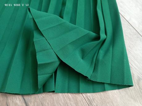 Skladaná sukňa (už s poštovným), s